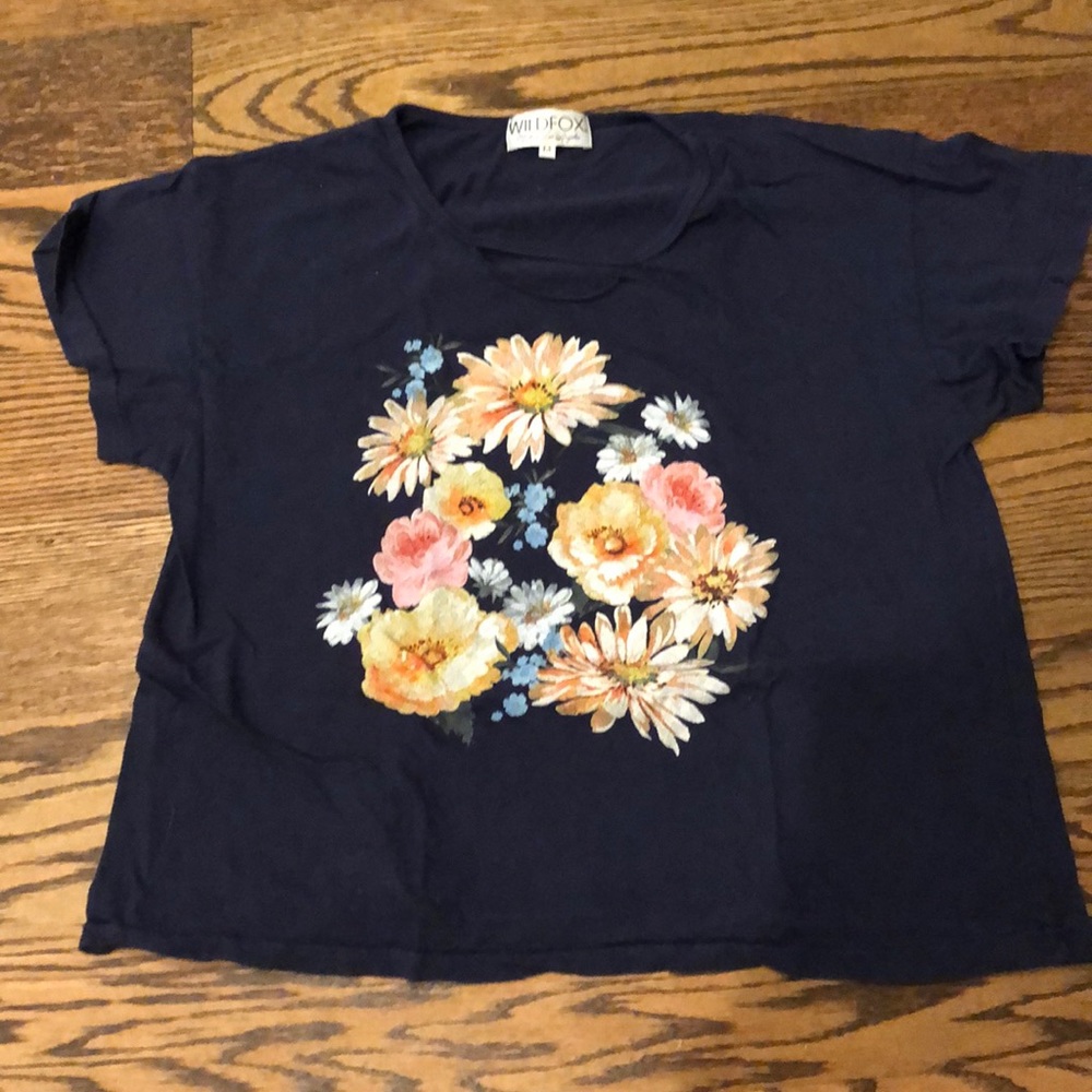 Wild fox t shirt size M